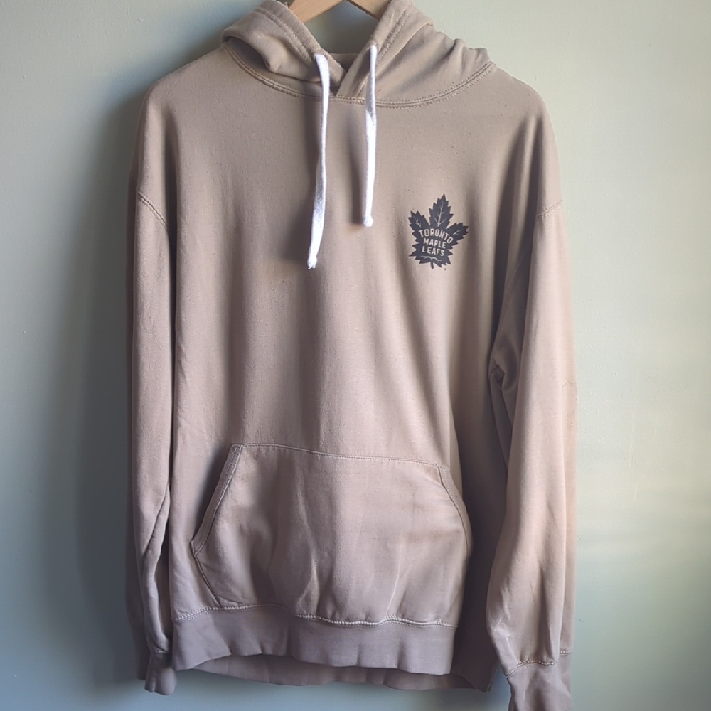 Toronto Maple Leafs. Tan Sweatshirt Hoodie. Size XL.